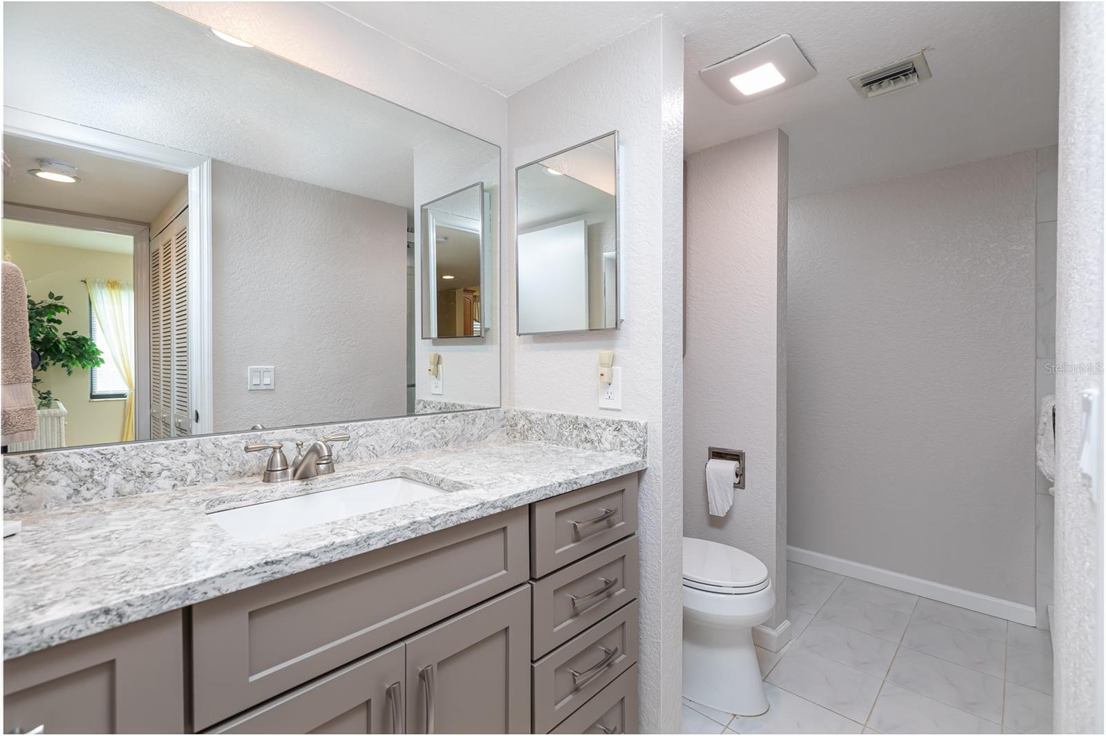 LYME TERRACE PH 04 - Residential