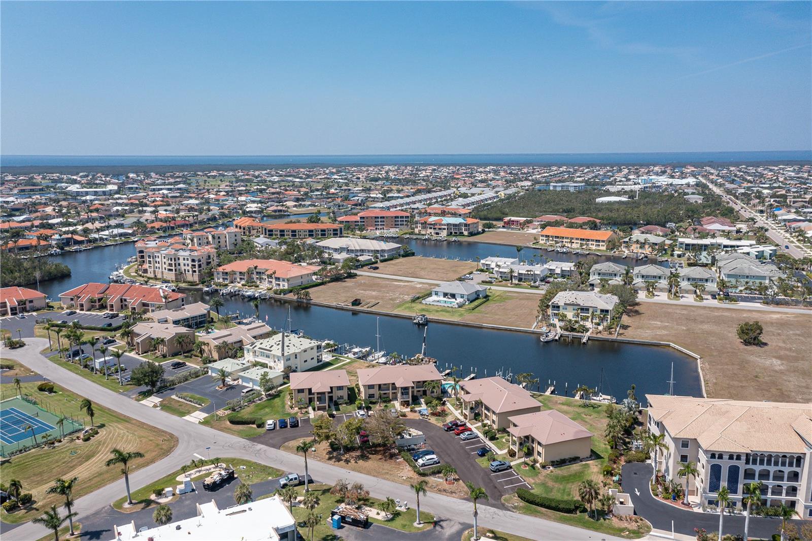 LYME TERRACE PH 04 - Residential