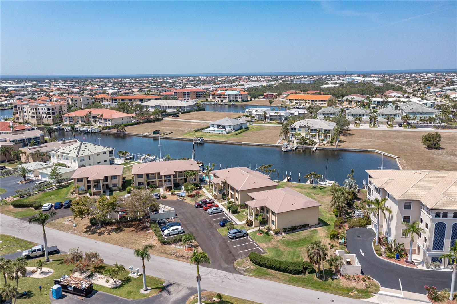 LYME TERRACE PH 04 - Residential