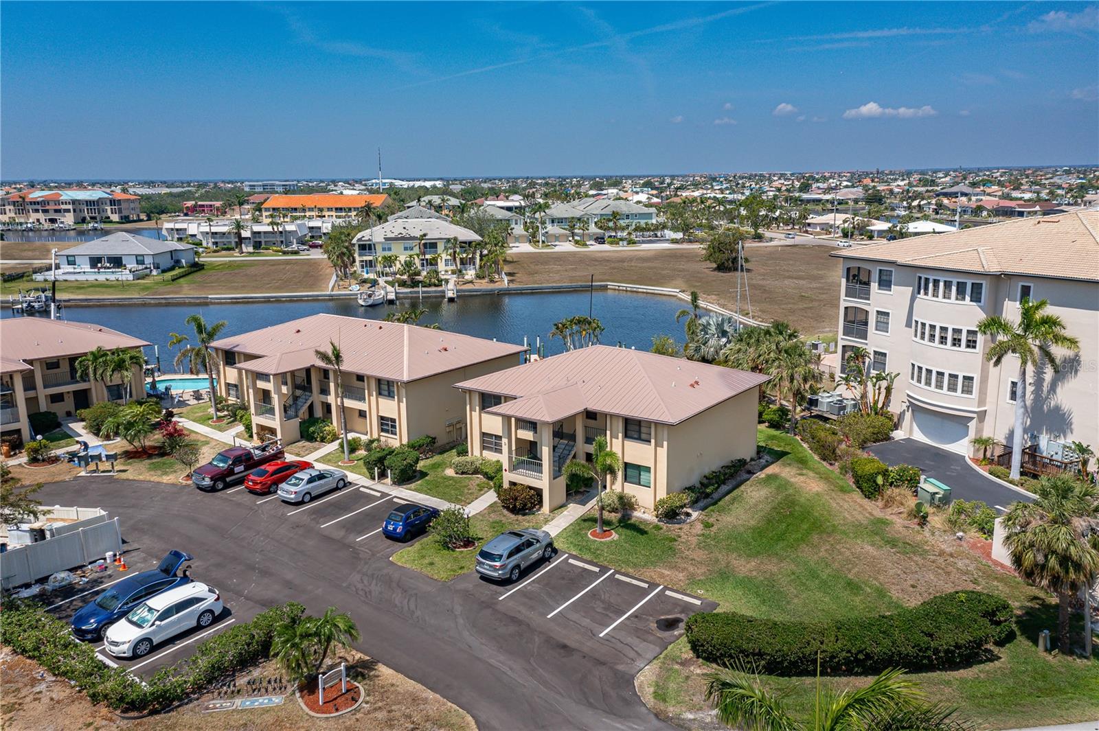 LYME TERRACE PH 04 - Residential