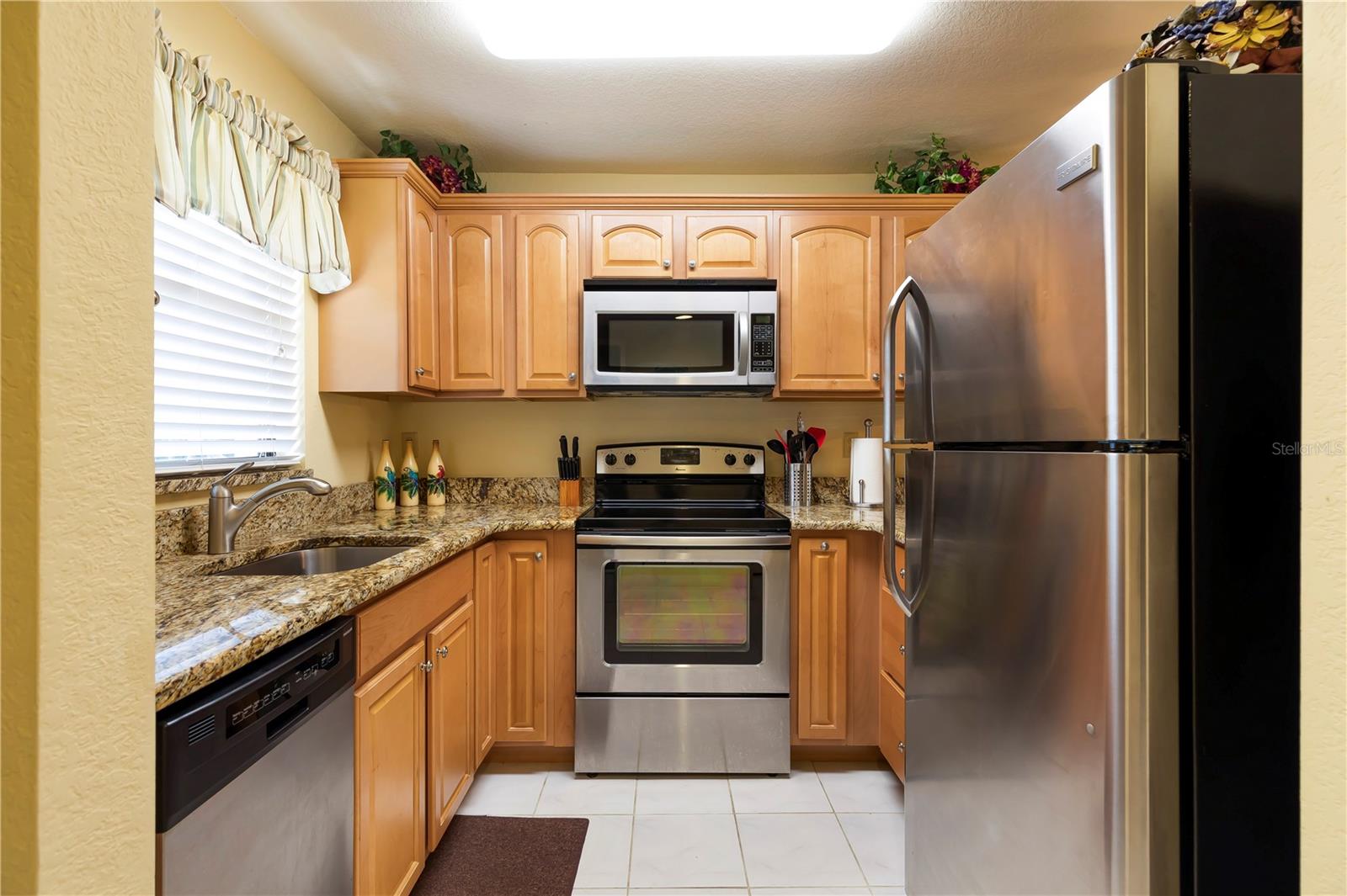 LYME TERRACE PH 04 - Residential