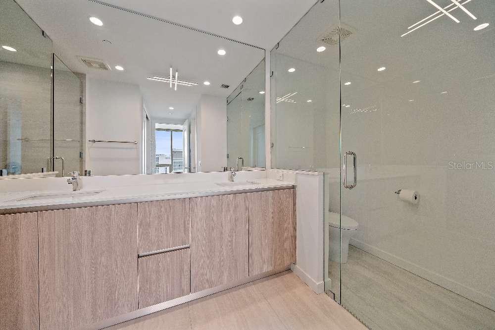 BAYSO SARASOTA CONDOMINIUM - Residential