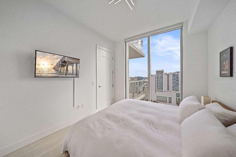 BAYSO SARASOTA CONDOMINIUM - Residential