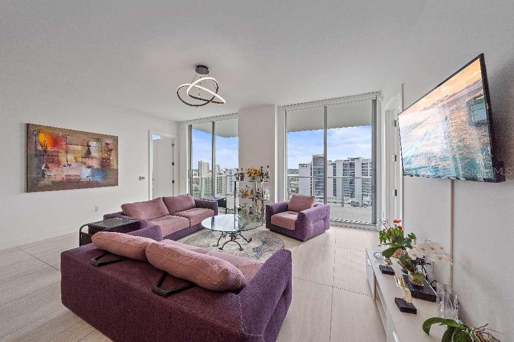 BAYSO SARASOTA CONDOMINIUM - Residential