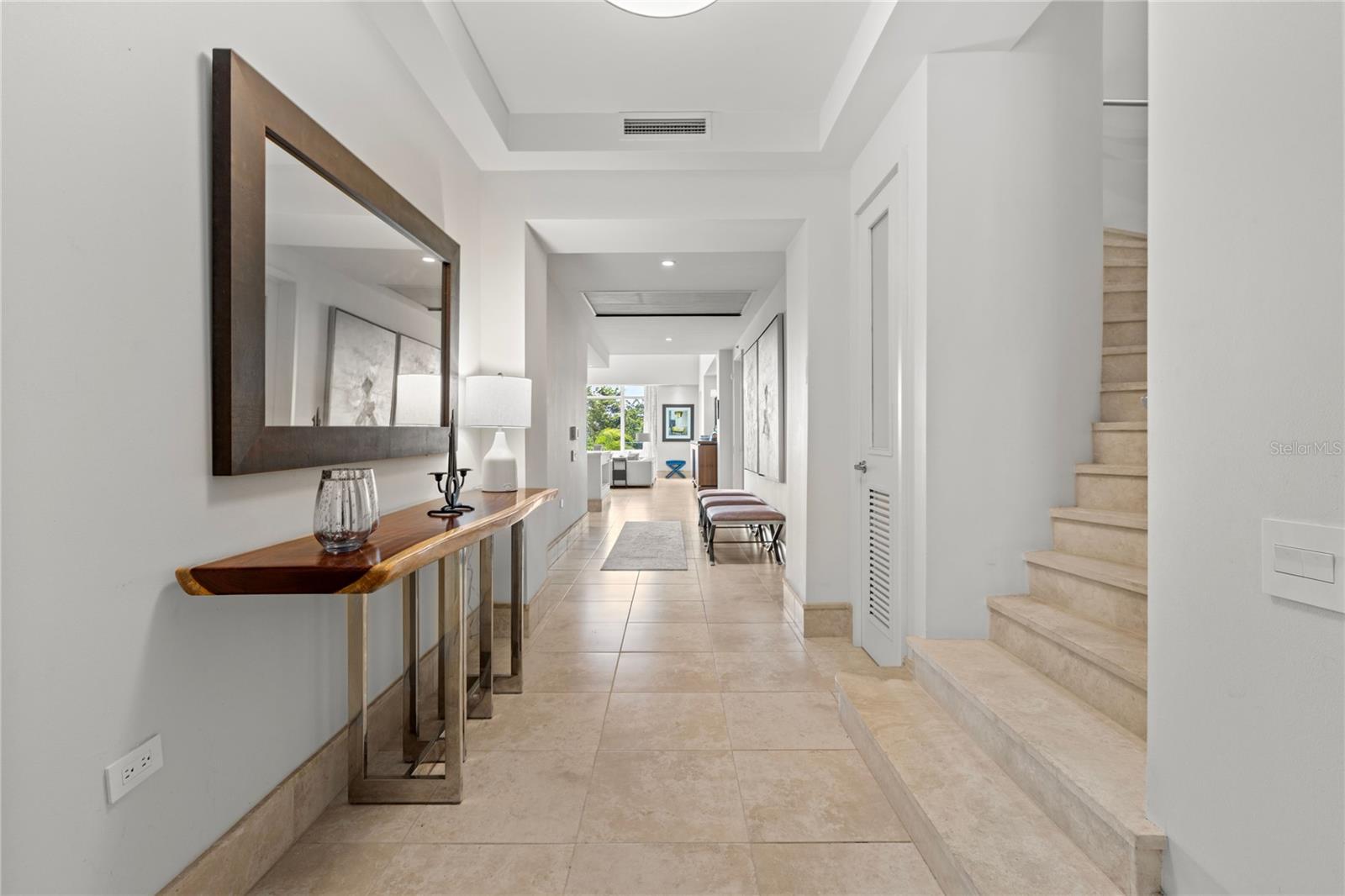 PLANTATION VILLAGE III - Residential Lease