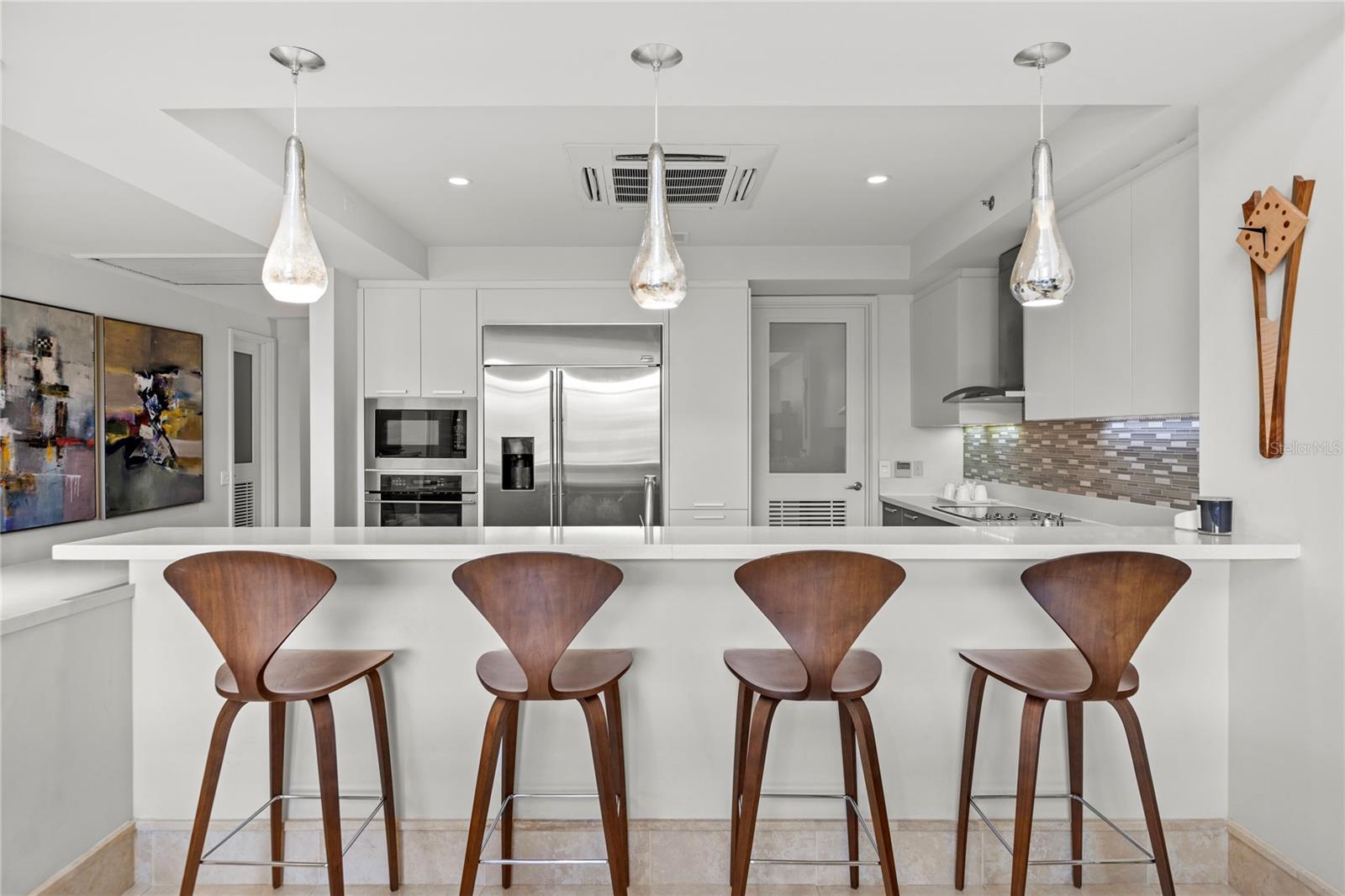 PLANTATION VILLAGE III - Residential Lease