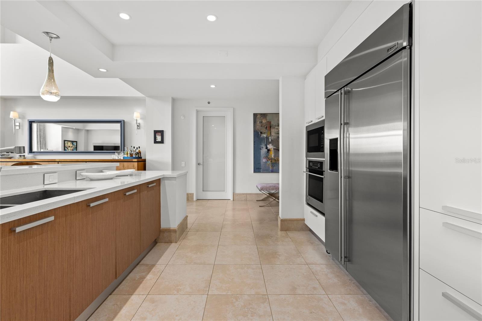 PLANTATION VILLAGE III - Residential Lease