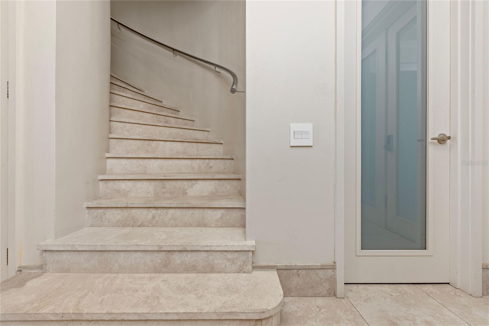 PLANTATION VILLAGE III - Residential Lease