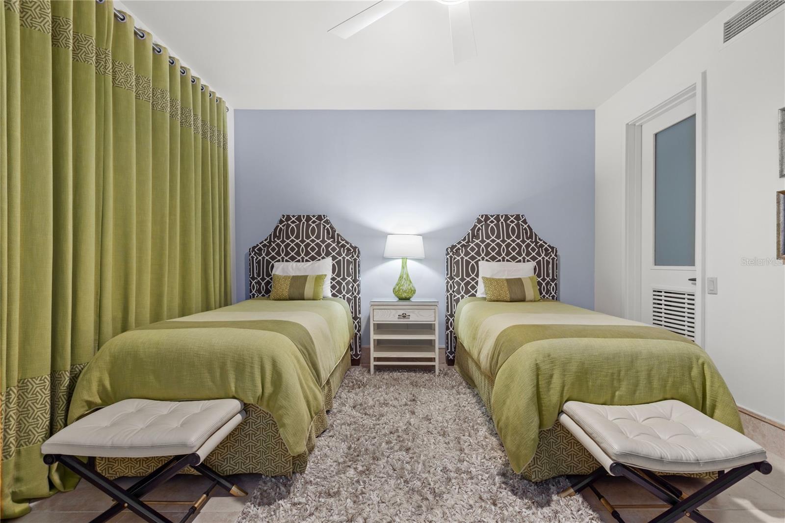 PLANTATION VILLAGE III - Residential Lease