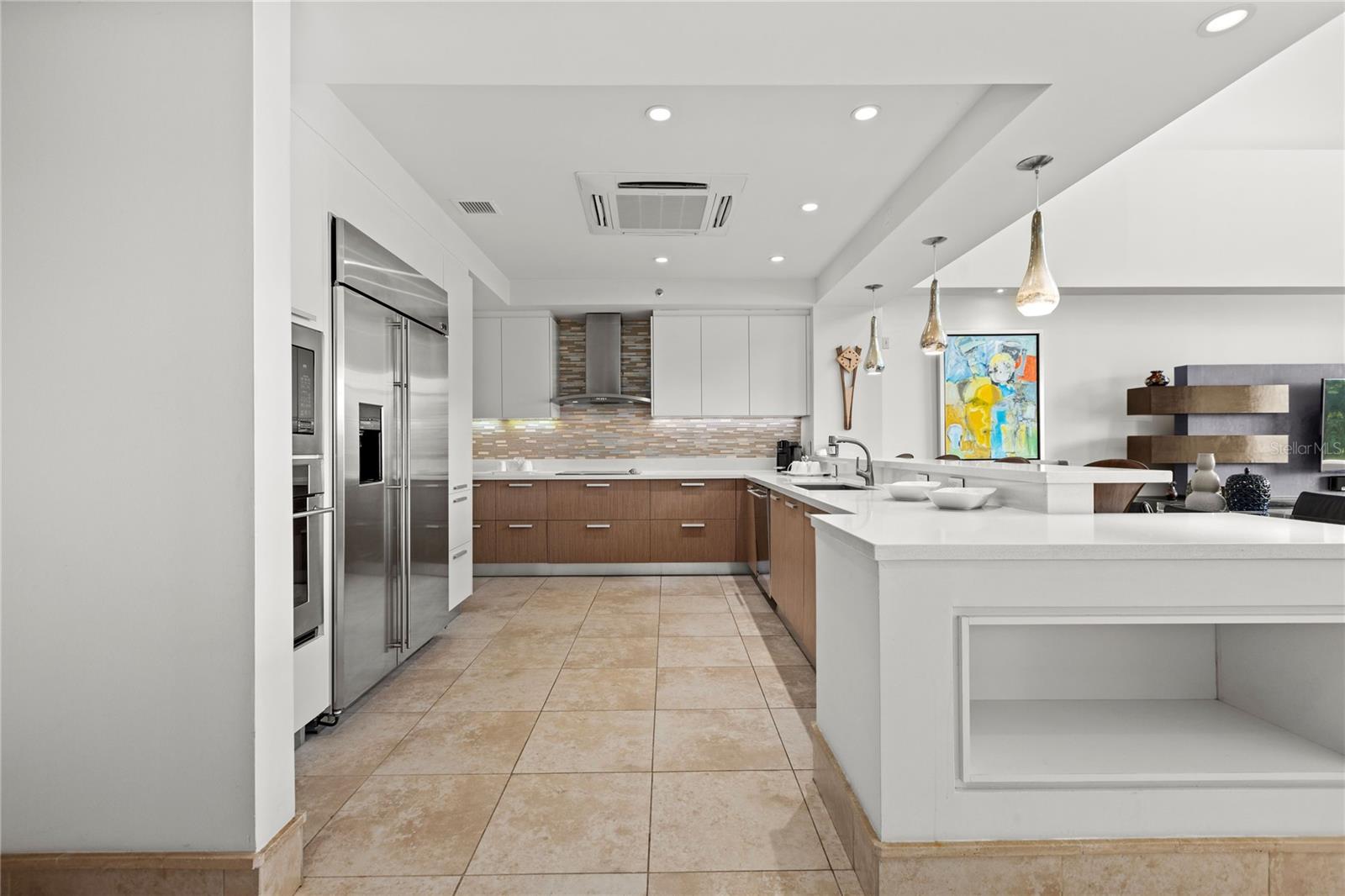 PLANTATION VILLAGE III - Residential Lease