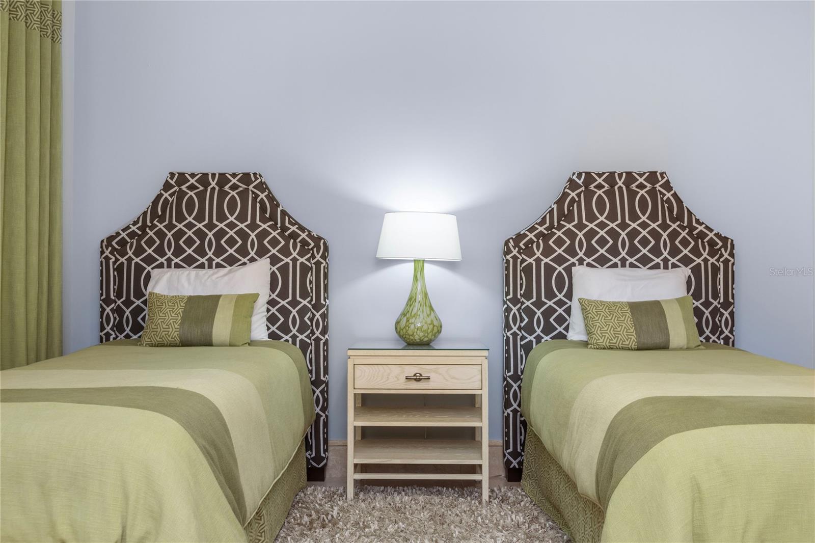 PLANTATION VILLAGE III - Residential Lease