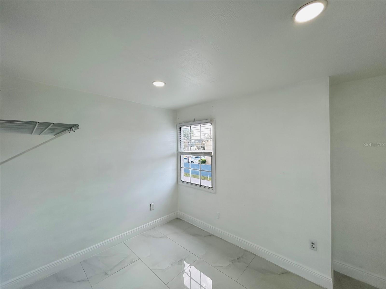 CATALINA ISLES CONDO - Residential Lease