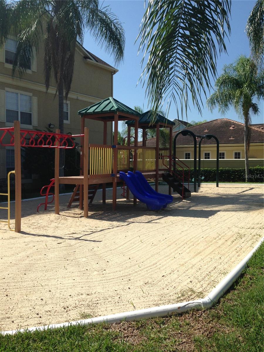 GRAND RESERVE/KIRKMAN PARKE - Residential Lease