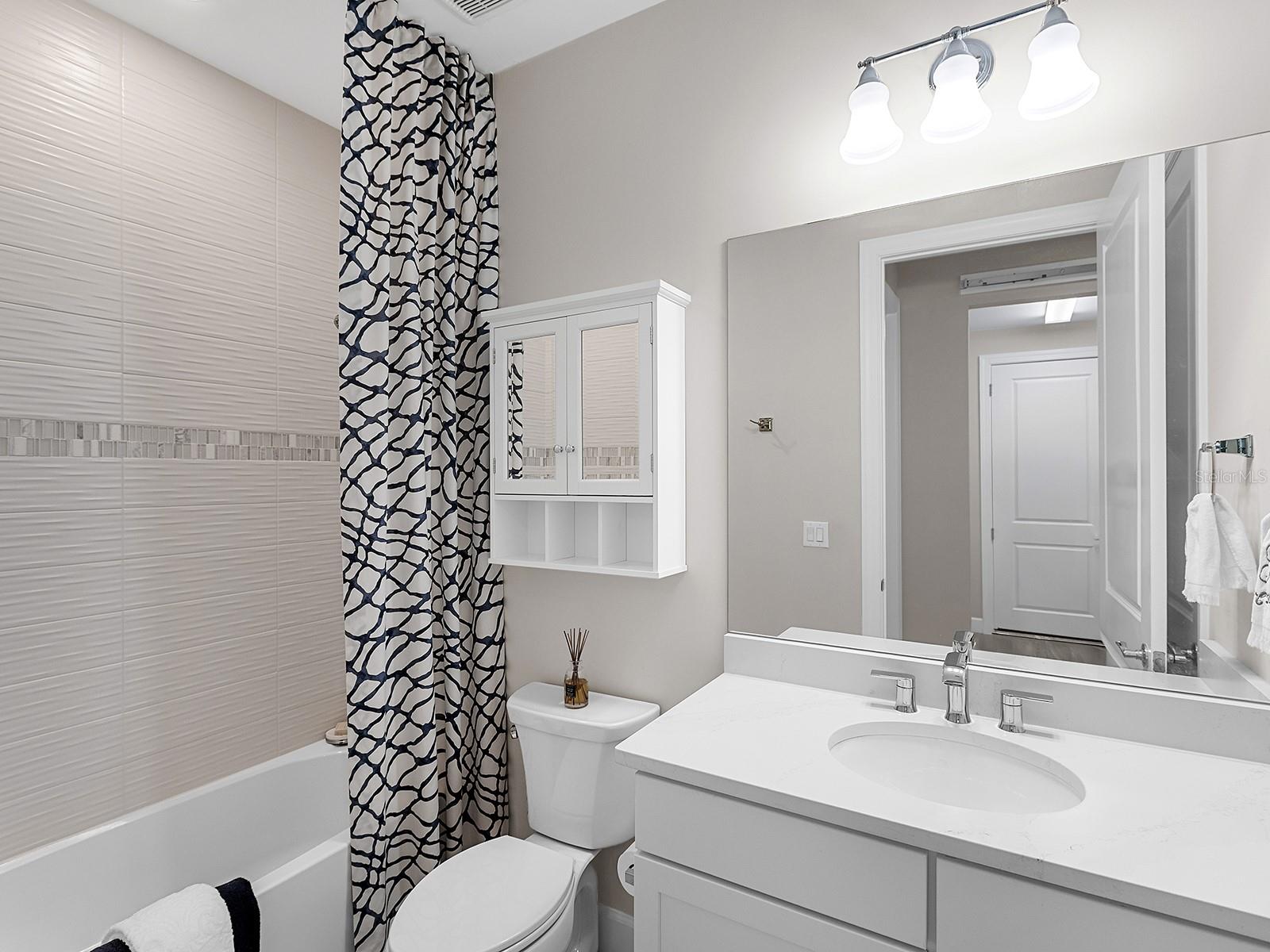 SHOREVIEW AT LAKEWOOD RANCH WATERSIDE - Residential