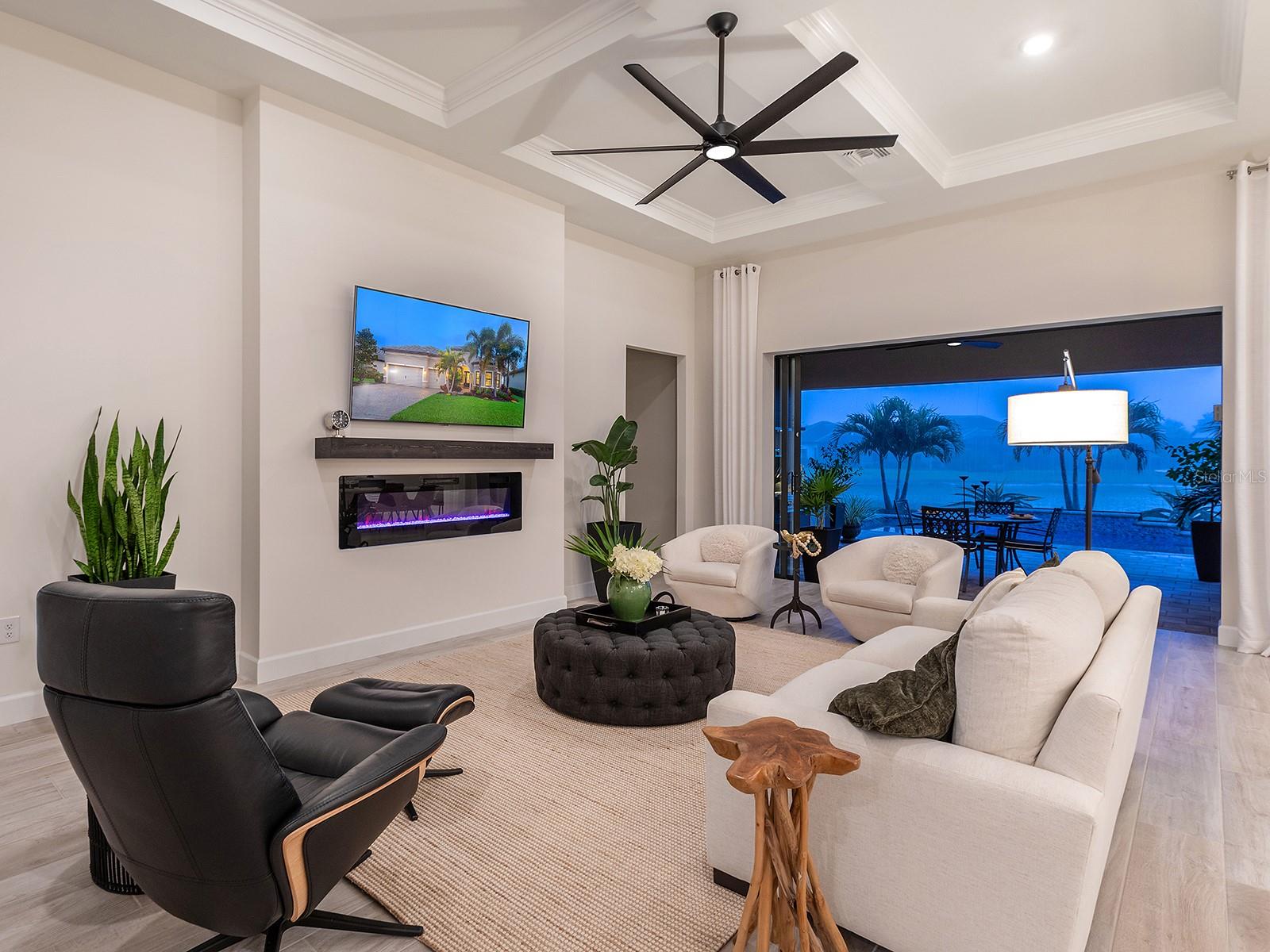 SHOREVIEW AT LAKEWOOD RANCH WATERSIDE - Residential