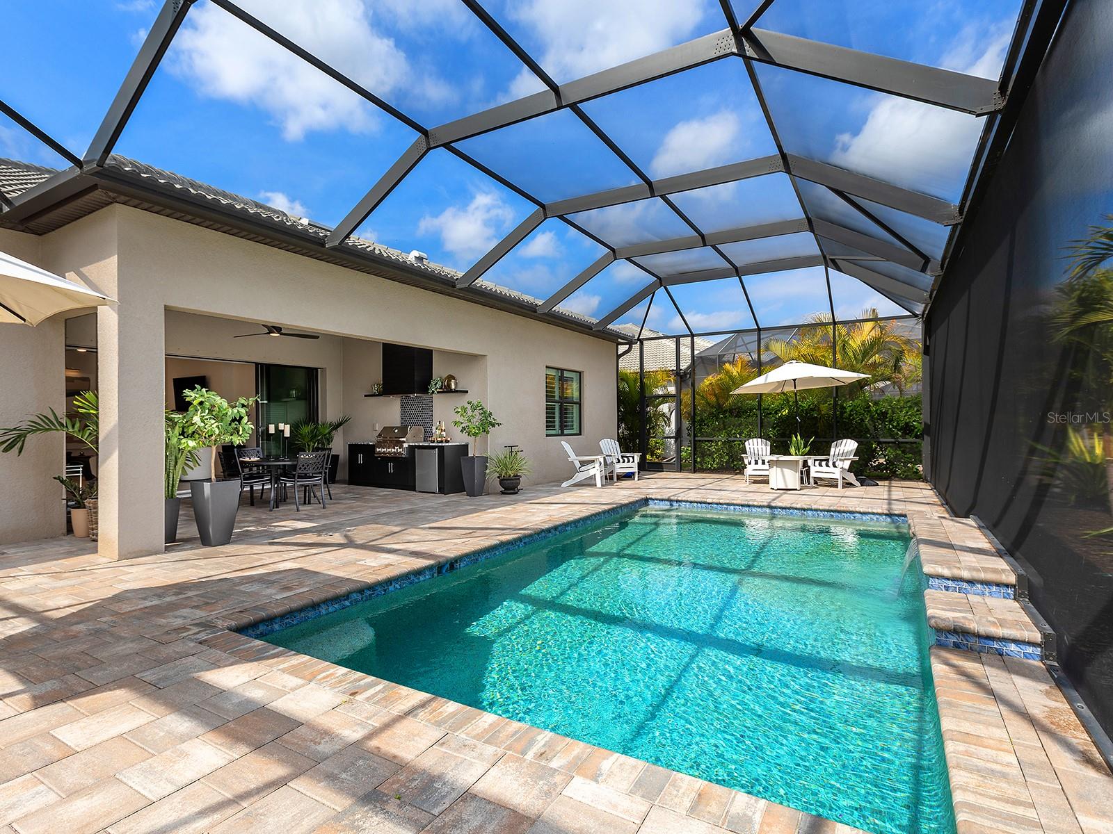 SHOREVIEW AT LAKEWOOD RANCH WATERSIDE - Residential