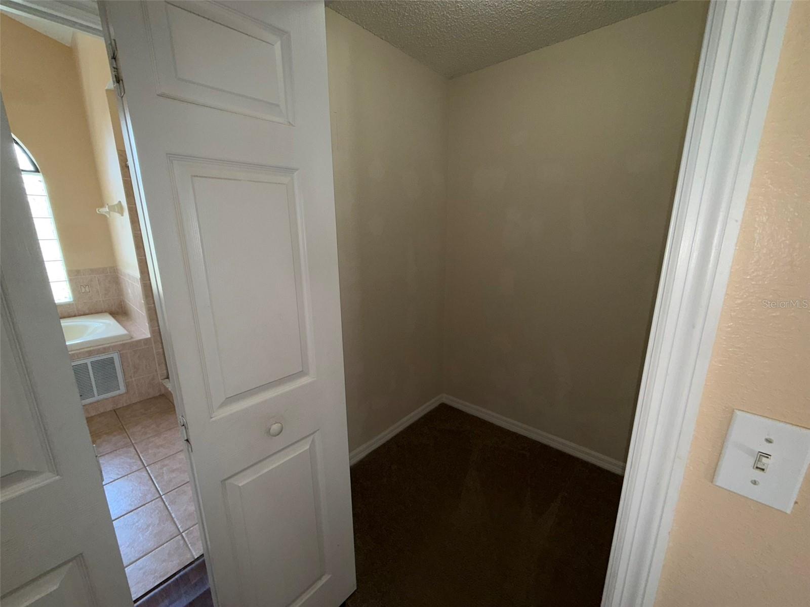 HIGHLANDS - Residential