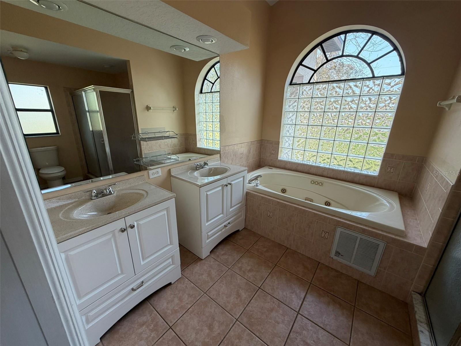 HIGHLANDS - Residential