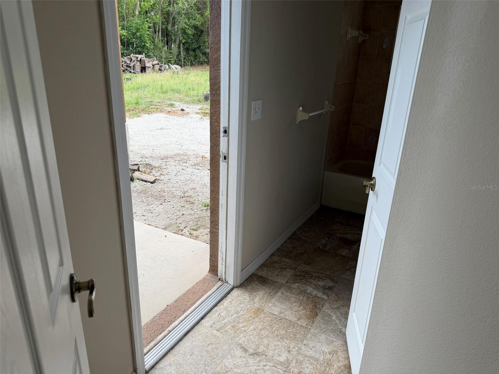 HIGHLANDS - Residential