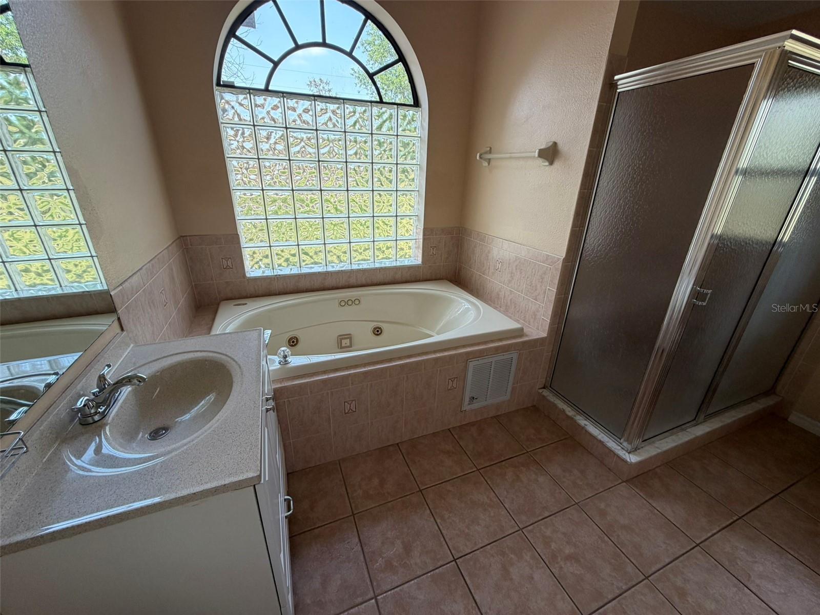 HIGHLANDS - Residential