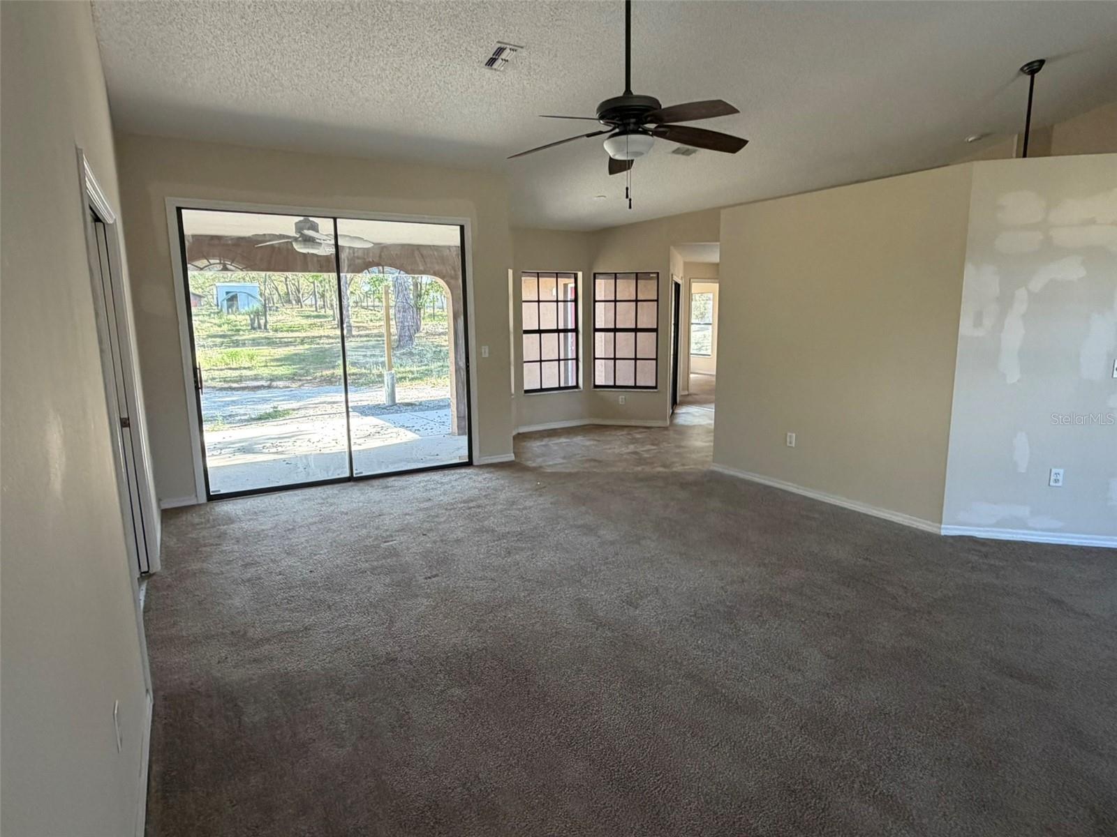 HIGHLANDS - Residential