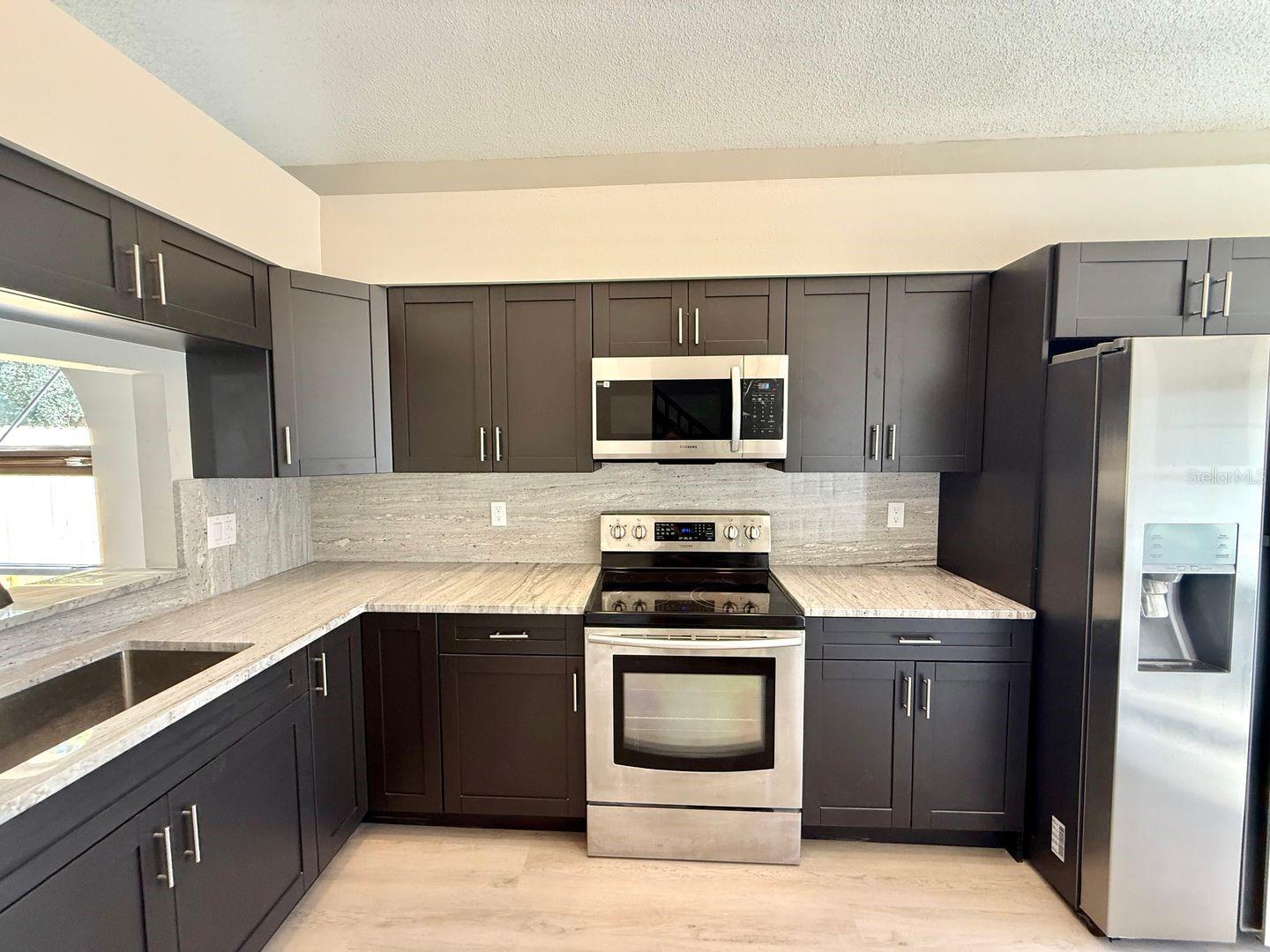 COUNTRYWAY PRCL B TRCT 8 PH 3 - Residential Lease