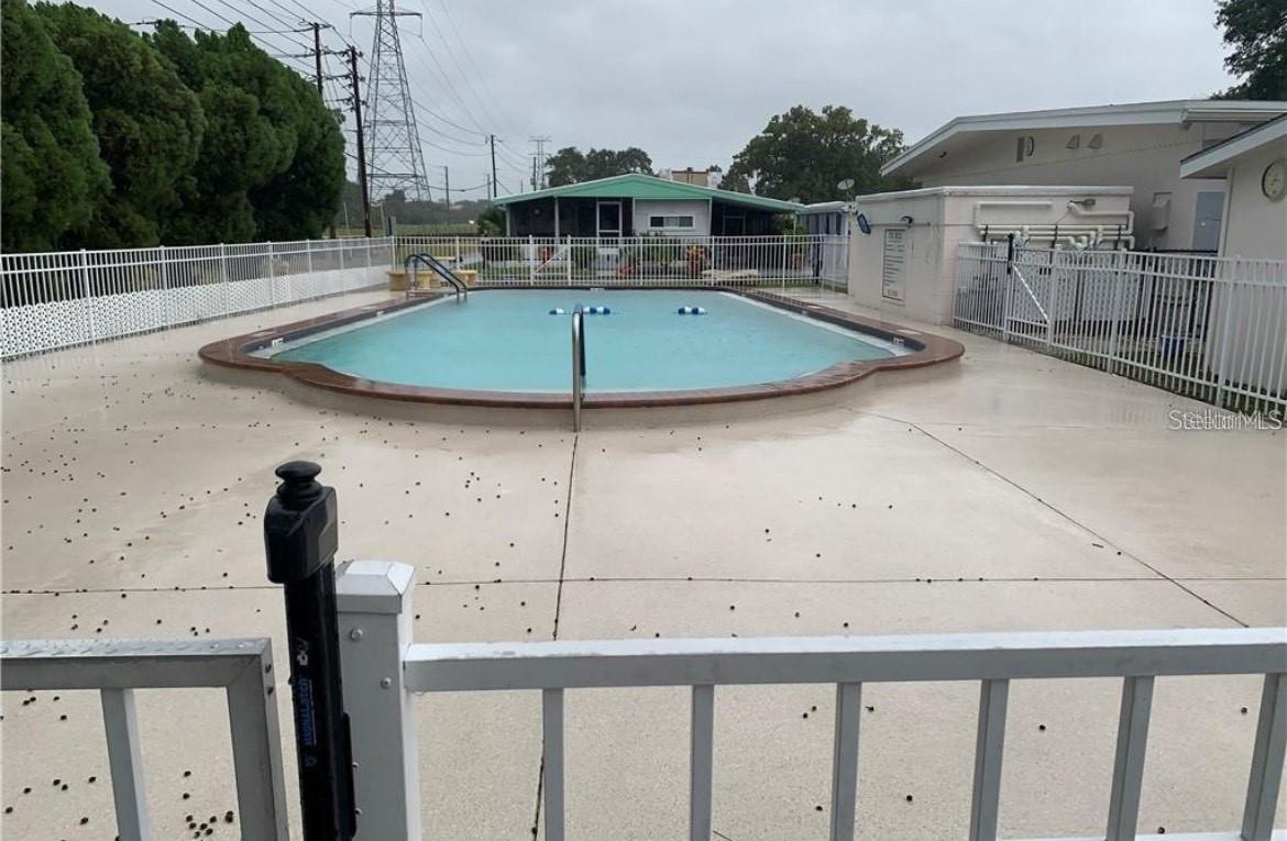 SOUTH GATE MOBILE HOME PARK UNREC - Residential Lease