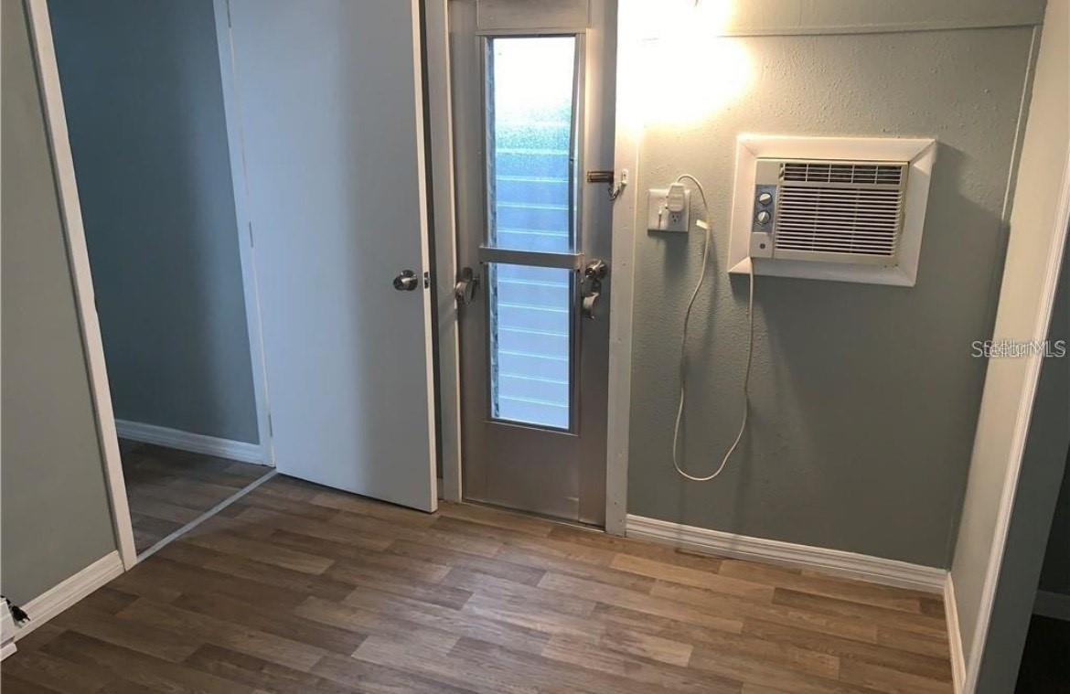 SOUTH GATE MOBILE HOME PARK UNREC - Residential Lease