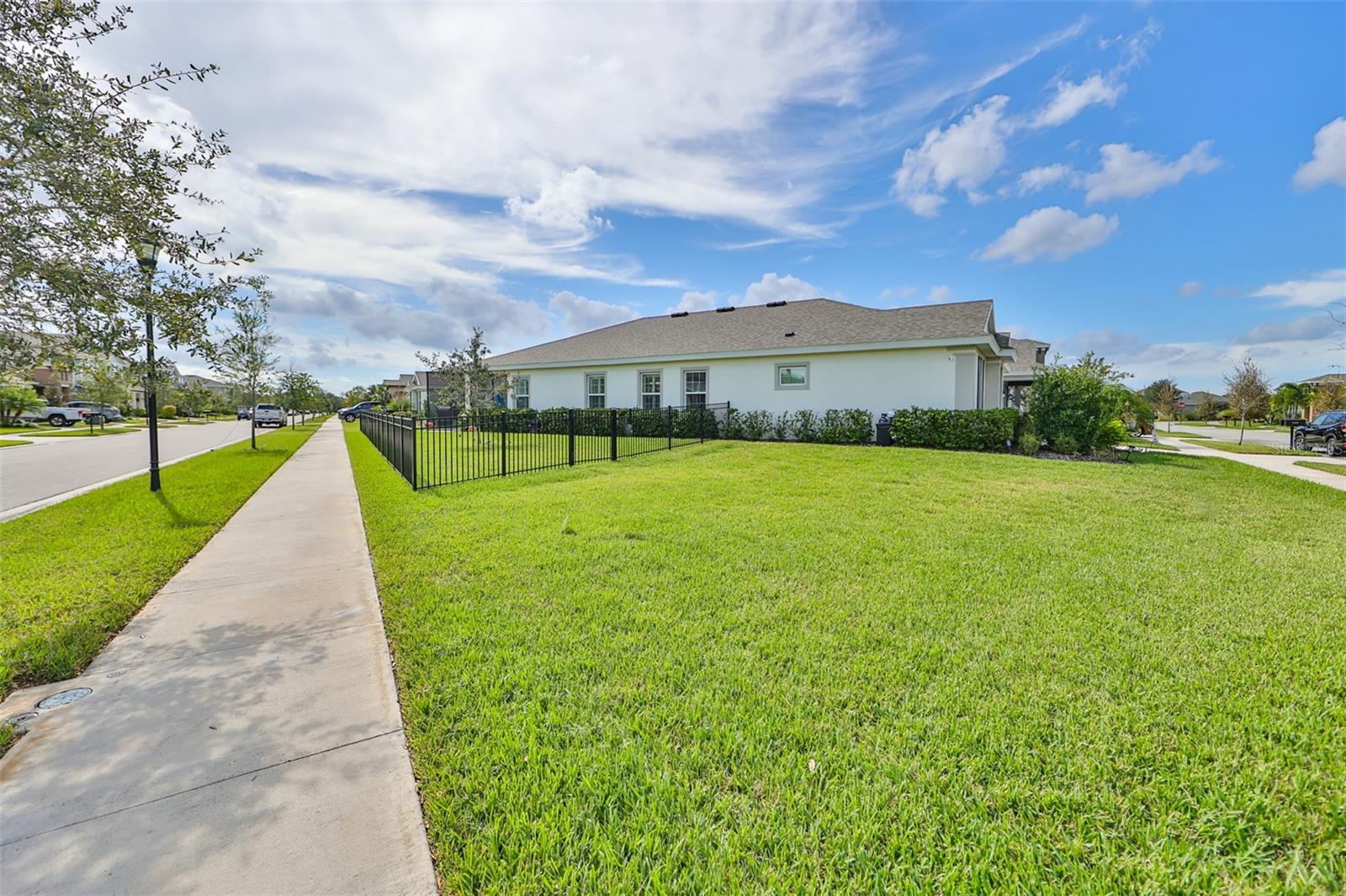 7411 WINDPORT LANE