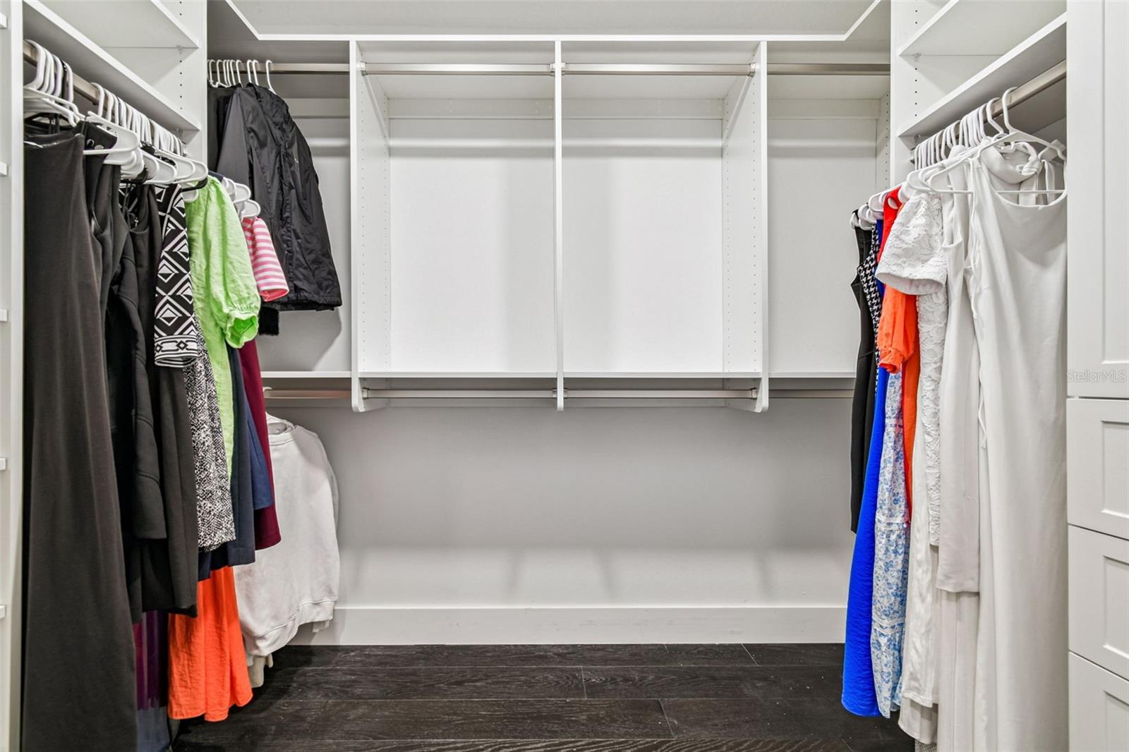 LAKE ELLEN LANDINGS III A CONDO - Residential Lease