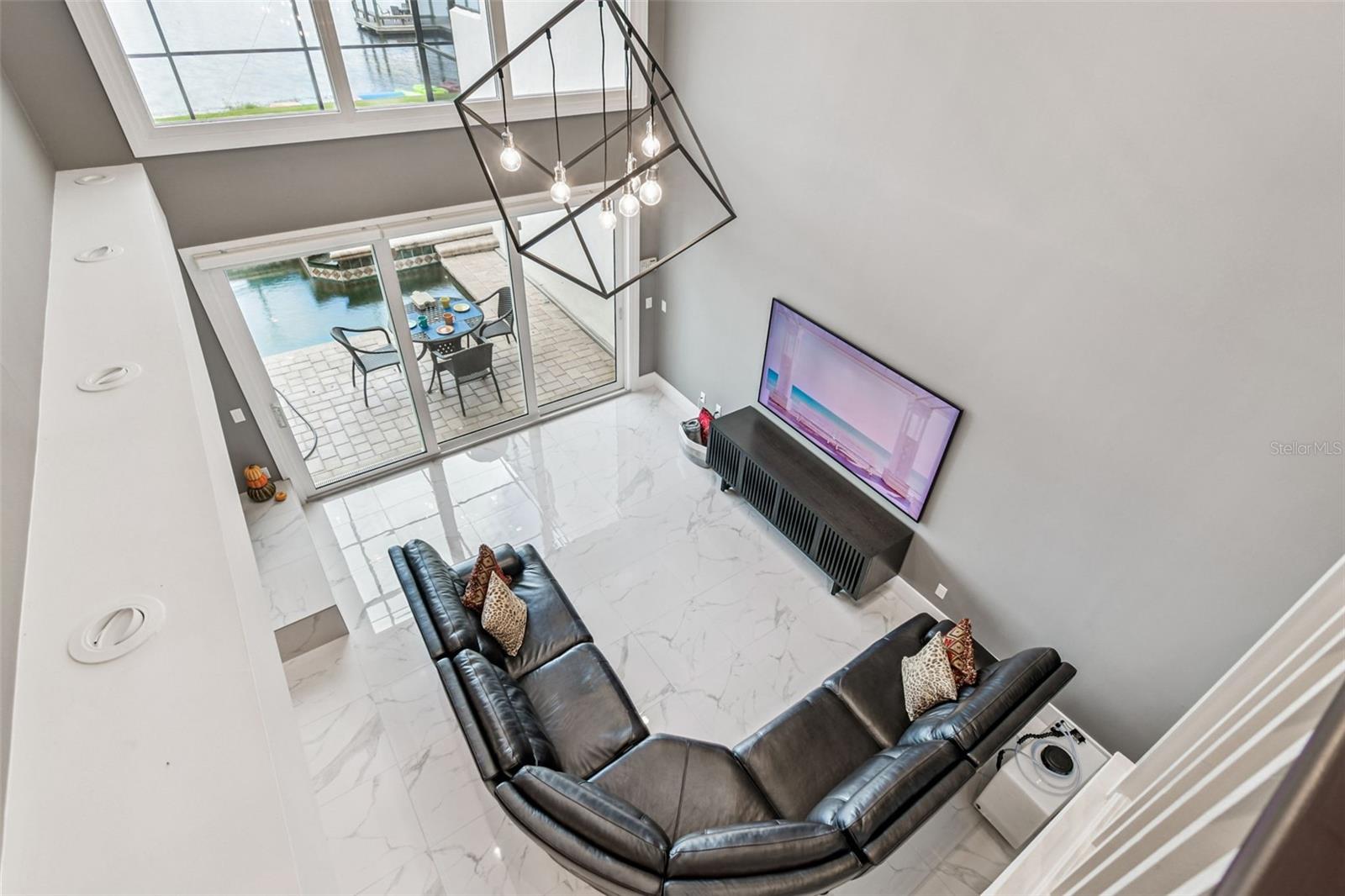 LAKE ELLEN LANDINGS III A CONDO - Residential Lease