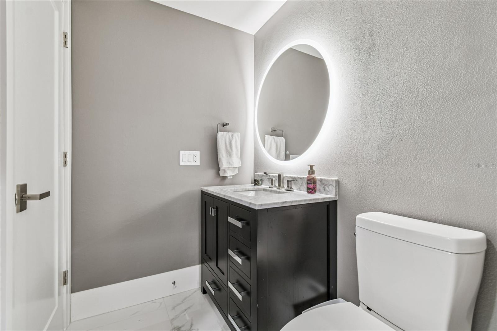 LAKE ELLEN LANDINGS III A CONDO - Residential Lease