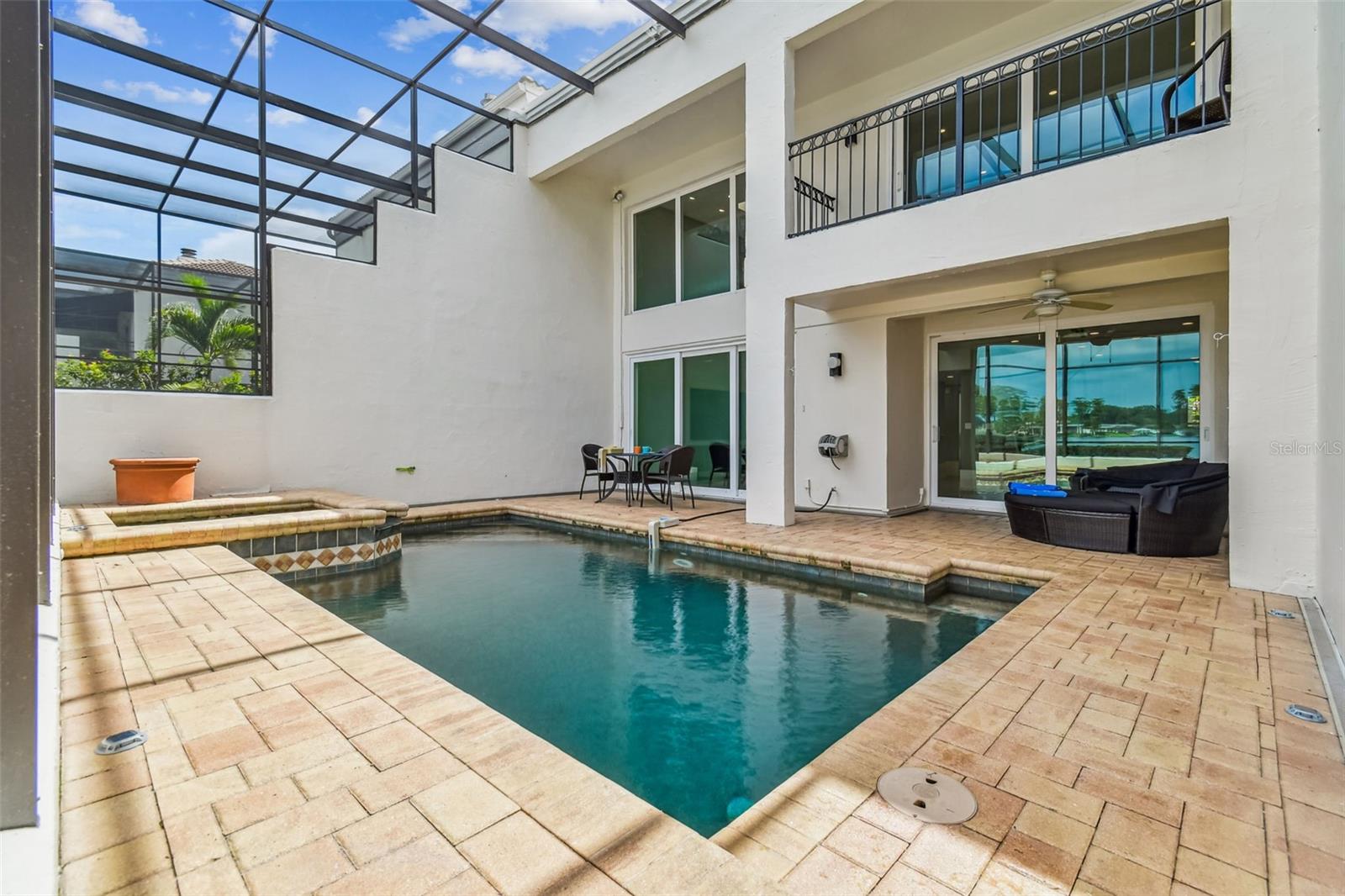 LAKE ELLEN LANDINGS III A CONDO - Residential Lease