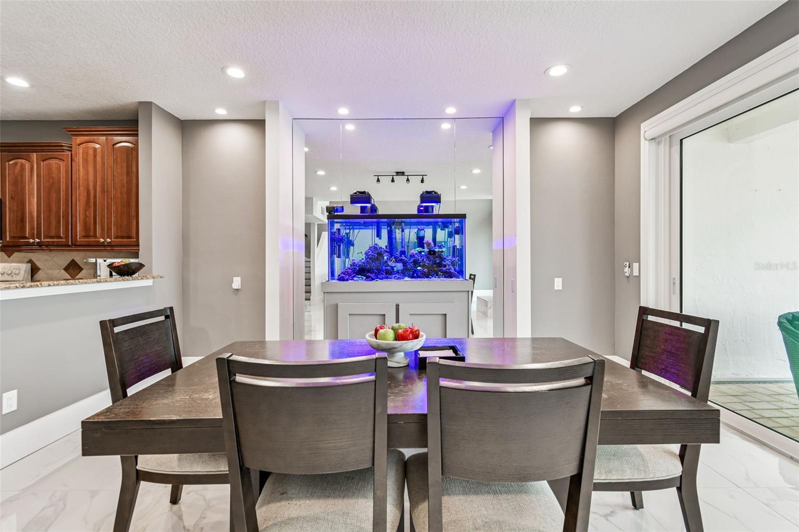 LAKE ELLEN LANDINGS III A CONDO - Residential Lease