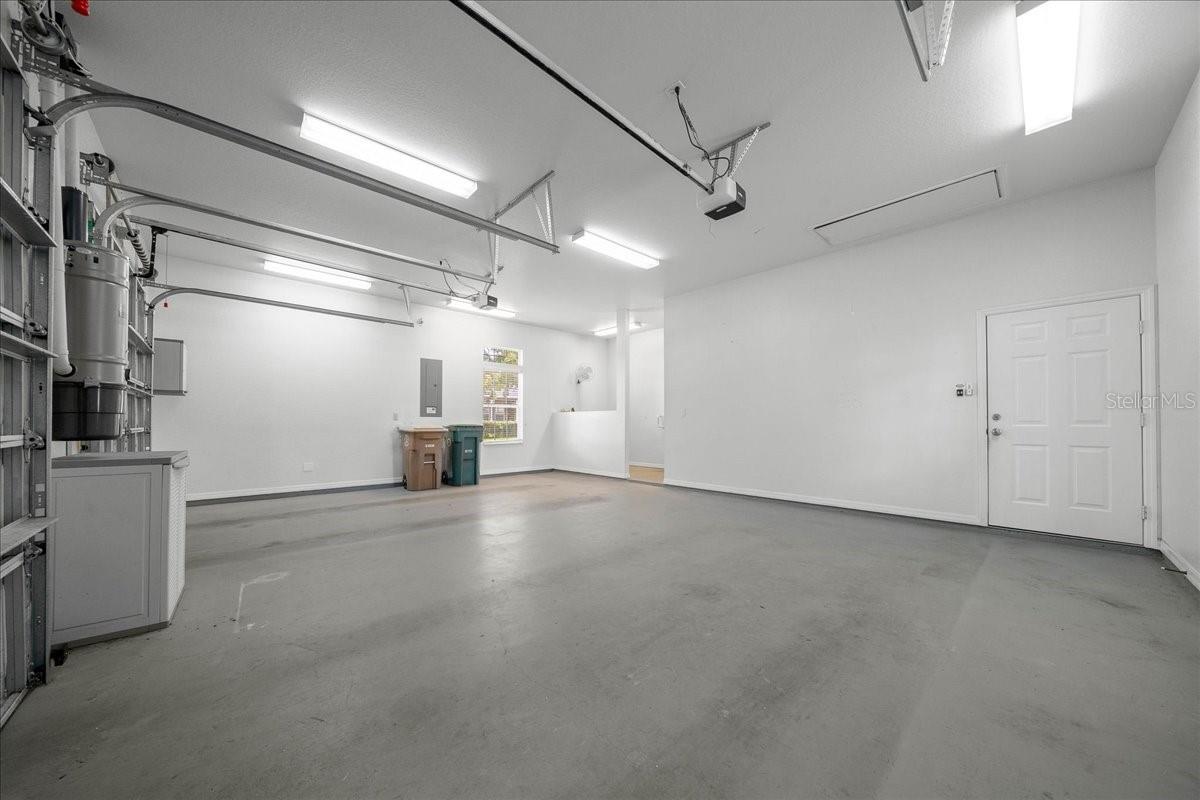 VICTORIA STATION - Residential