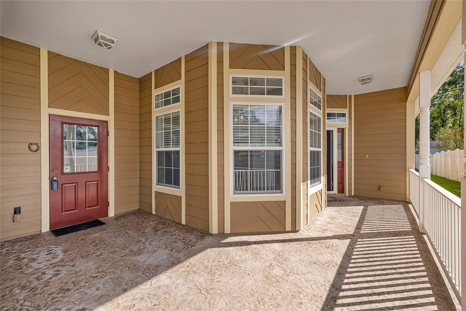 VICTORIA STATION - Residential