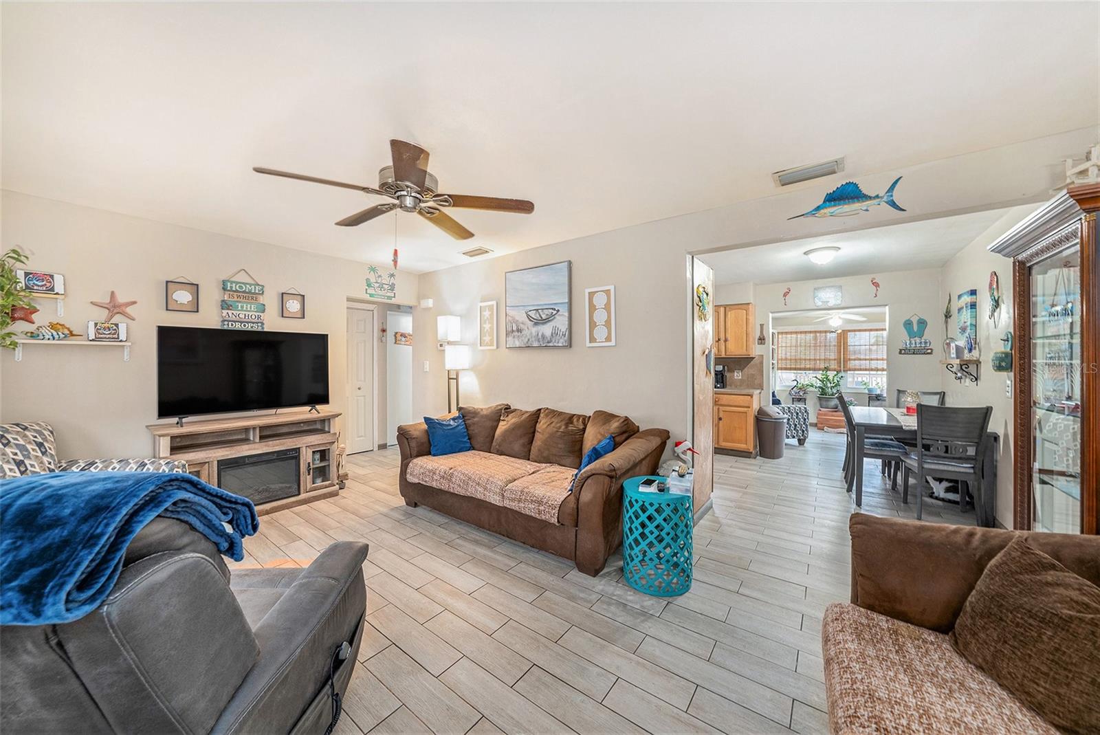 1768 SUFFOLK DRIVE