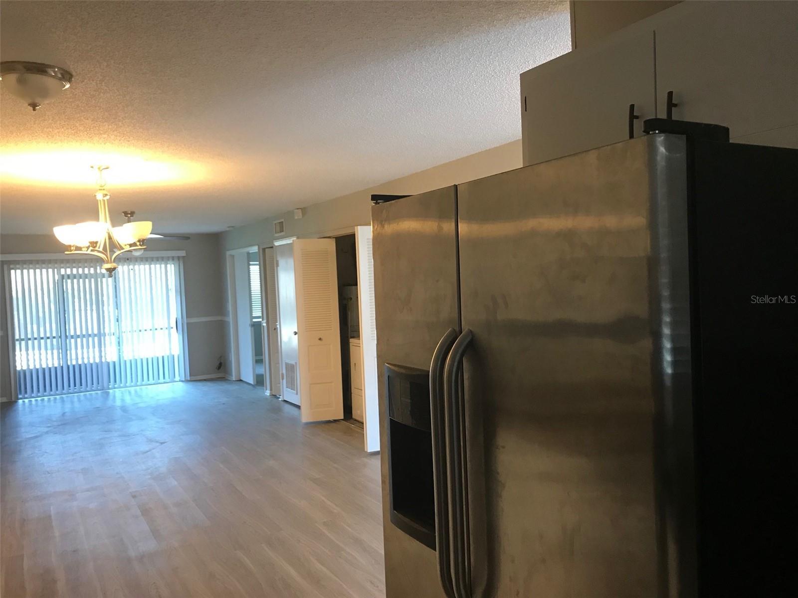 RIVERSIDE CONDO DEBARY - Residential Lease