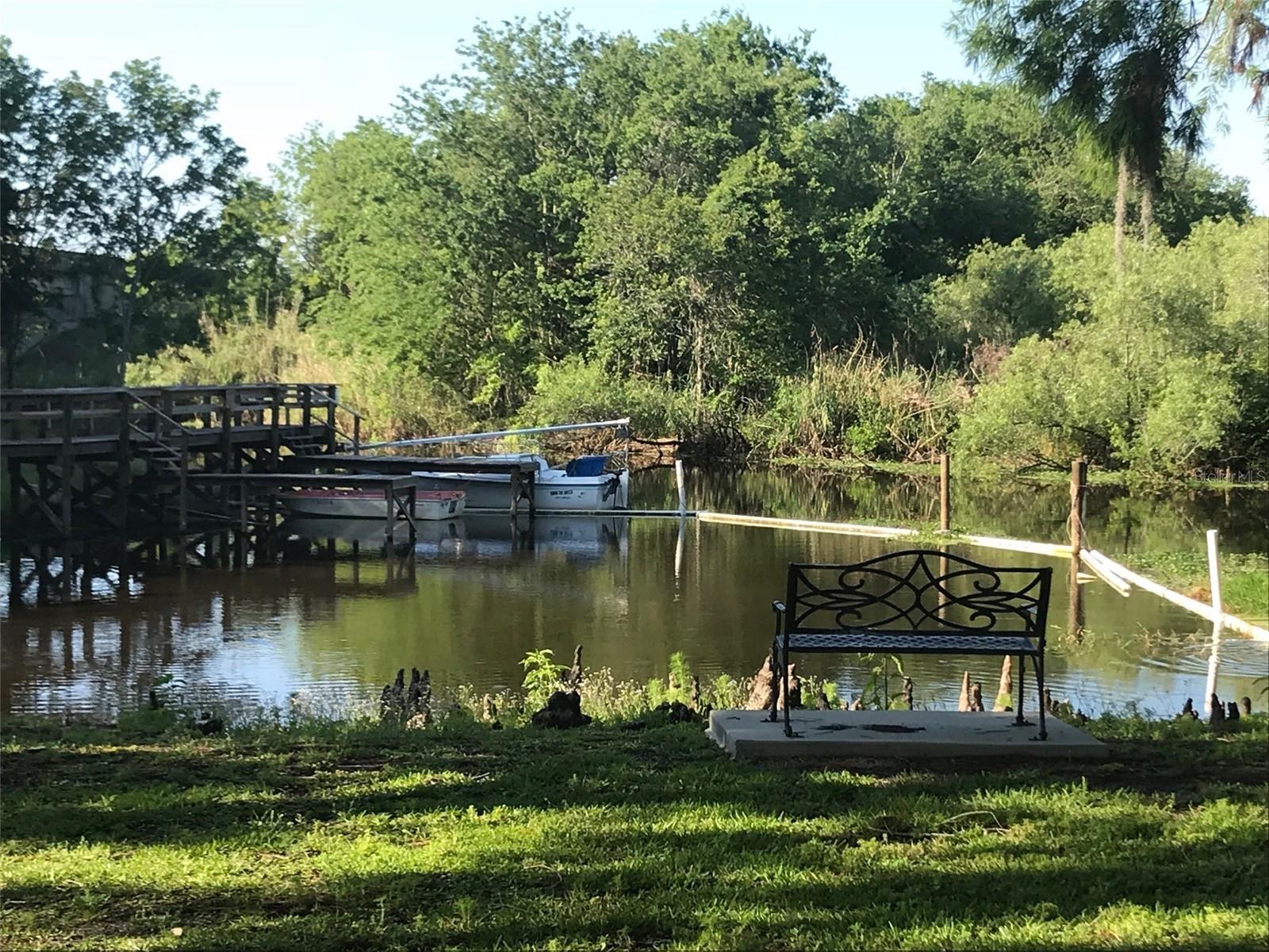 RIVERSIDE CONDO DEBARY - Residential Lease