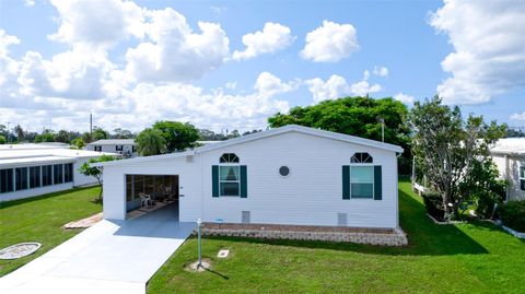 Photo of 304 50th Avenue Terrace W, Bradenton, FL 34207 (MLS # A4664900)