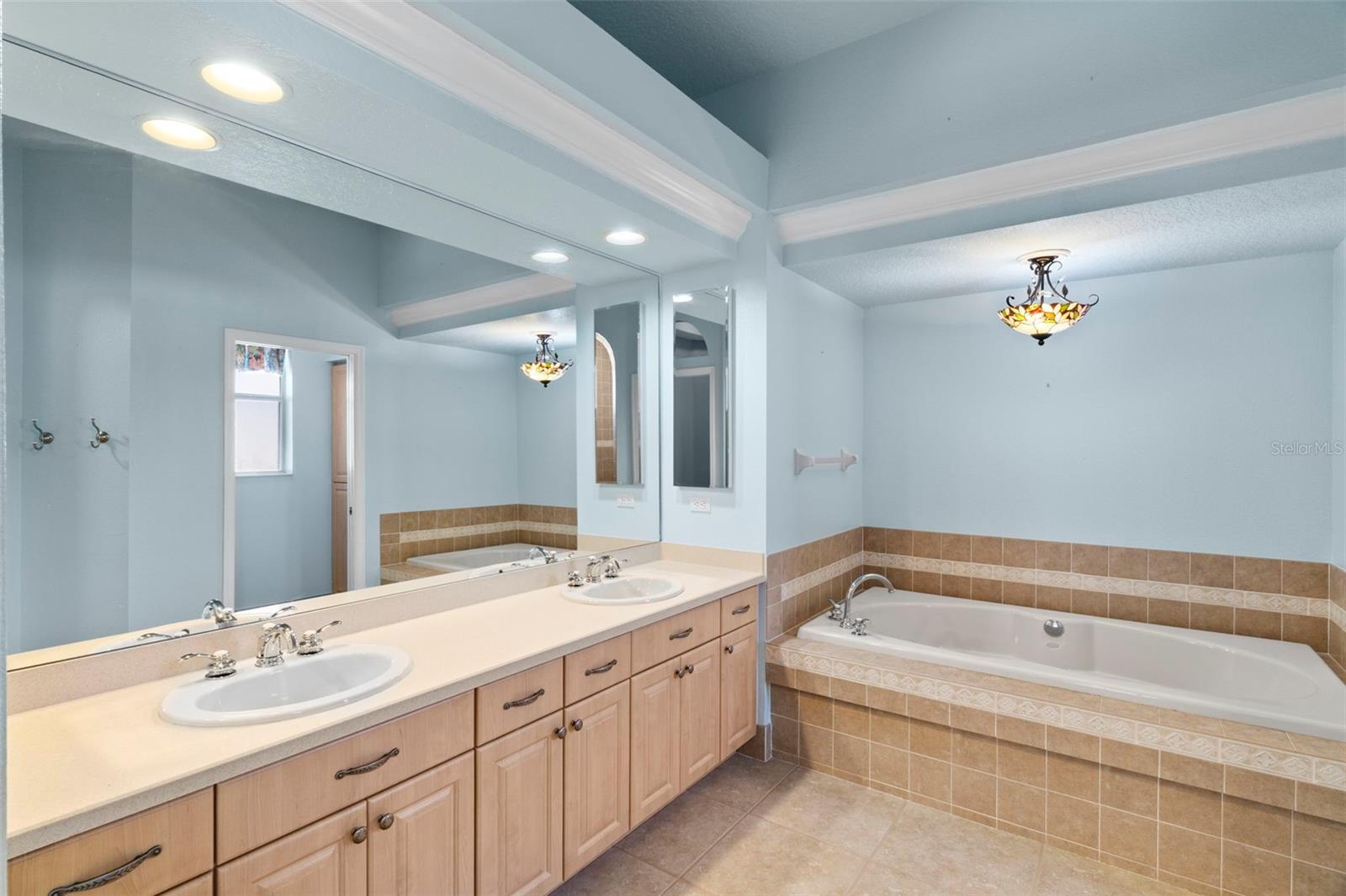 WOODLAND WATERS PH 5 - Residential