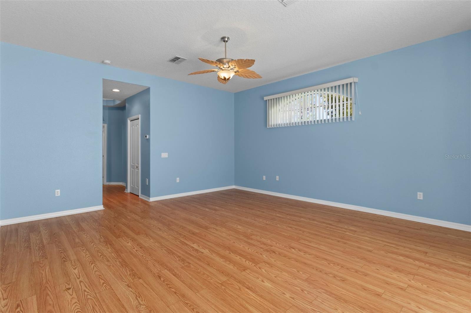 WOODLAND WATERS PH 5 - Residential