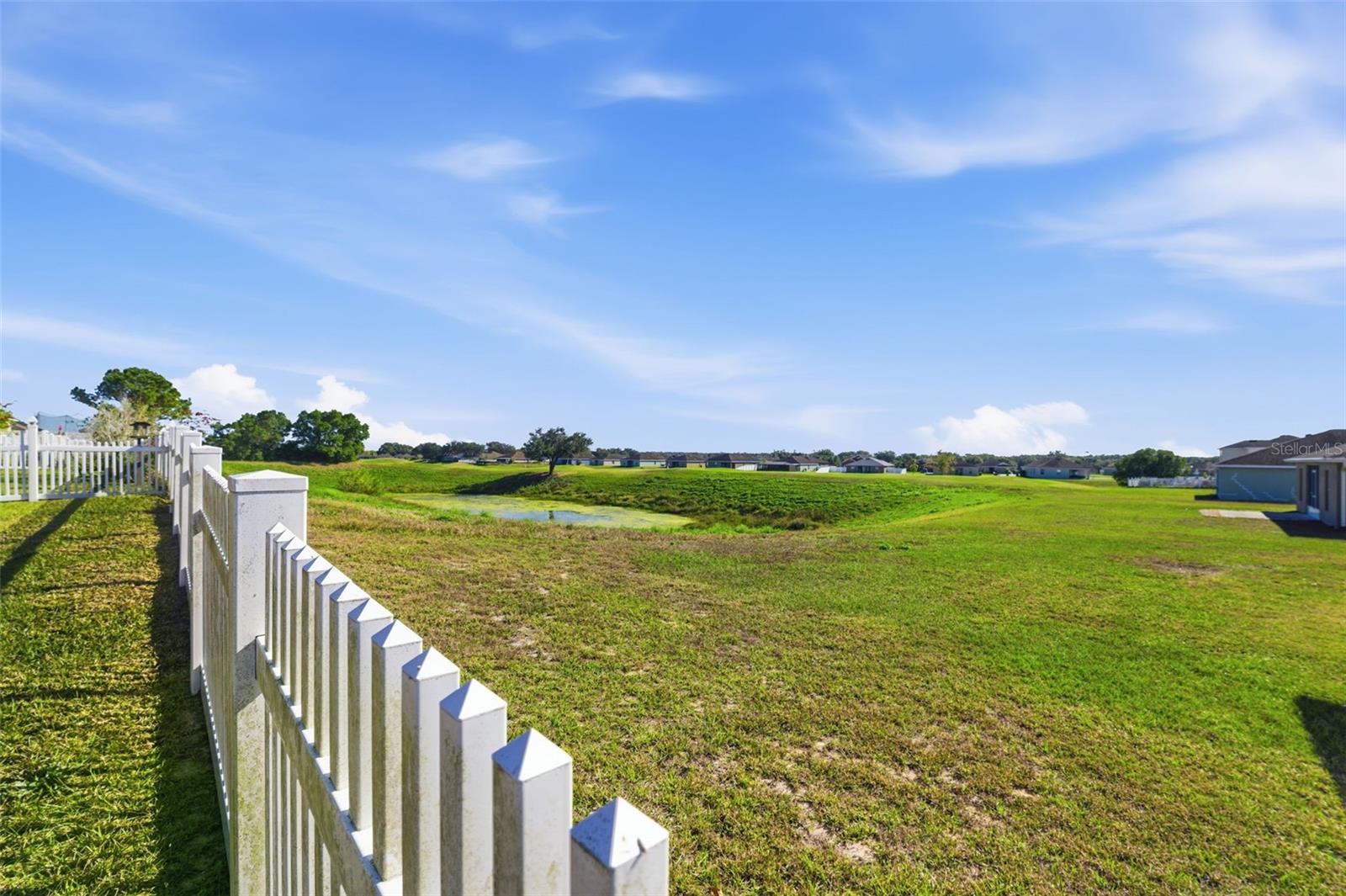 SHERMAN HILLS SEC 3 - Residential