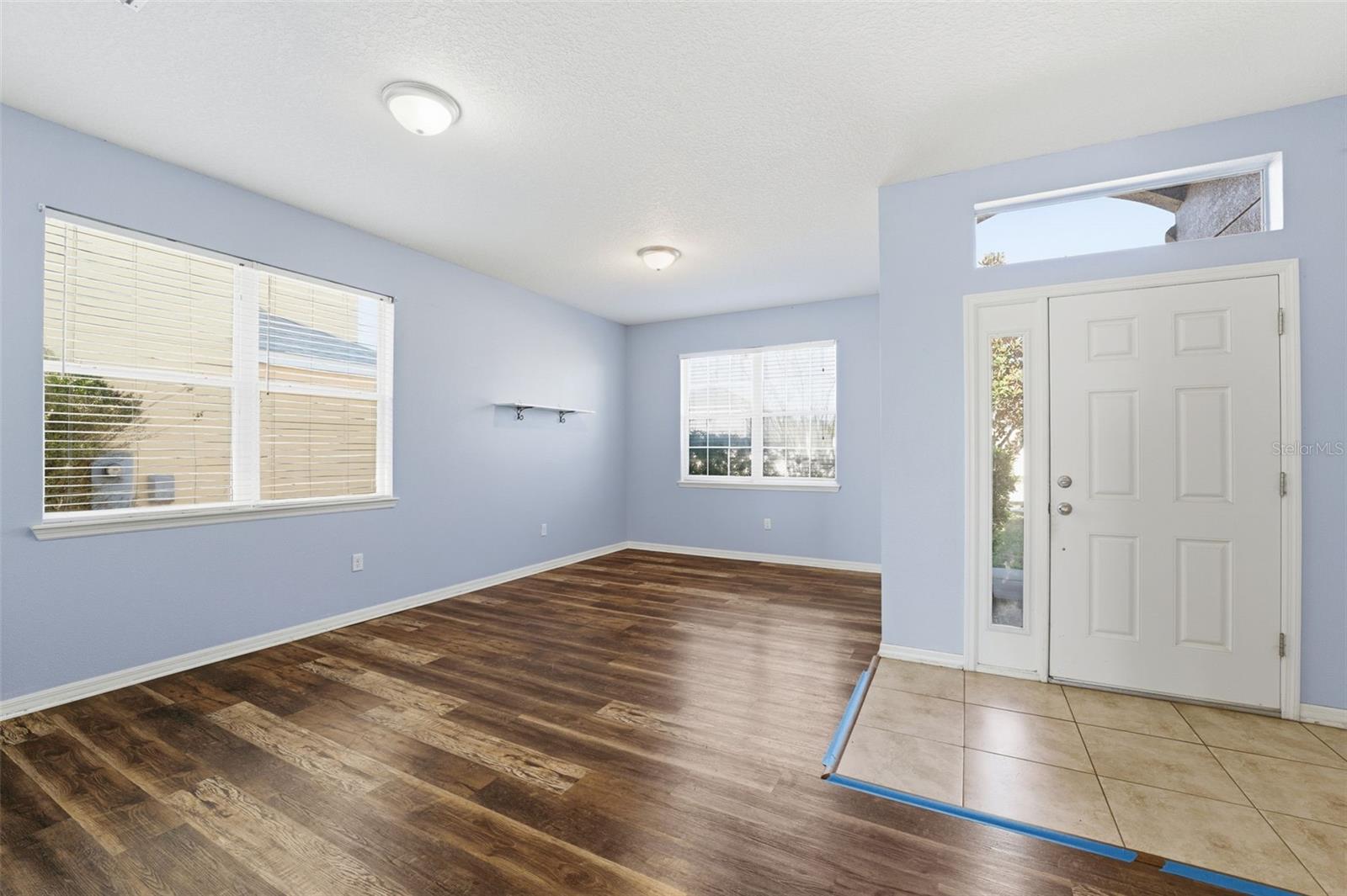 SHERMAN HILLS SEC 3 - Residential