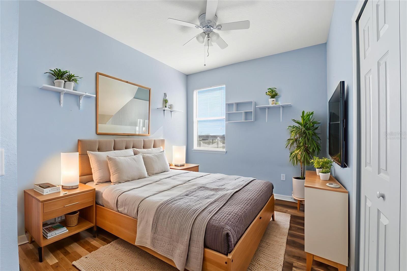 SHERMAN HILLS SEC 3 - Residential