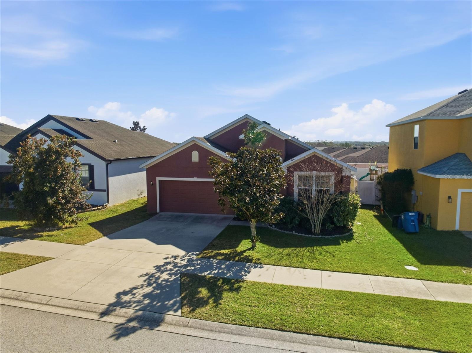 SHERMAN HILLS SEC 3 - Residential