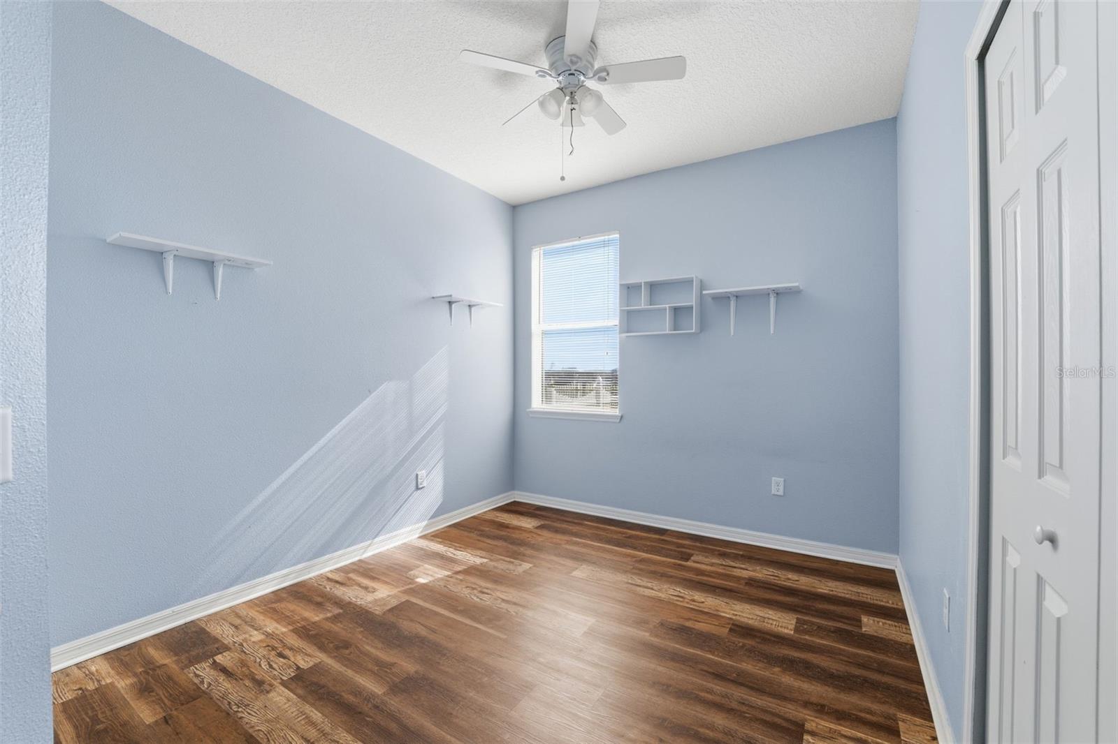 SHERMAN HILLS SEC 3 - Residential