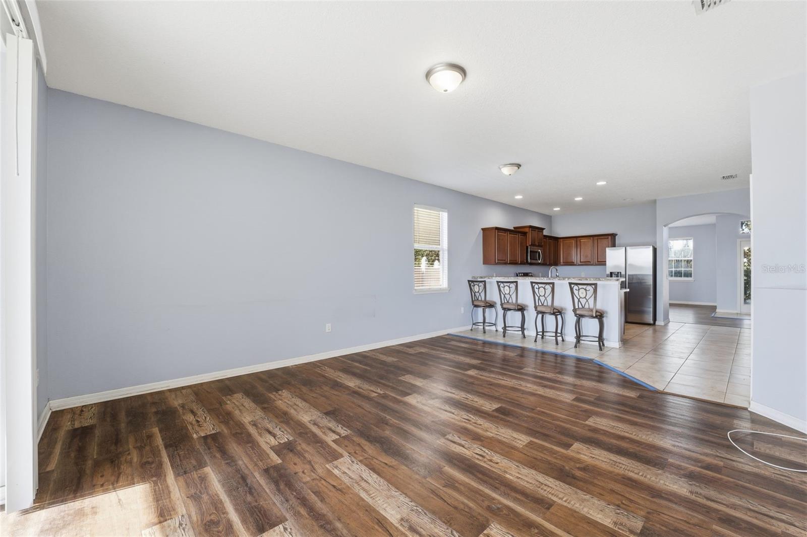 SHERMAN HILLS SEC 3 - Residential