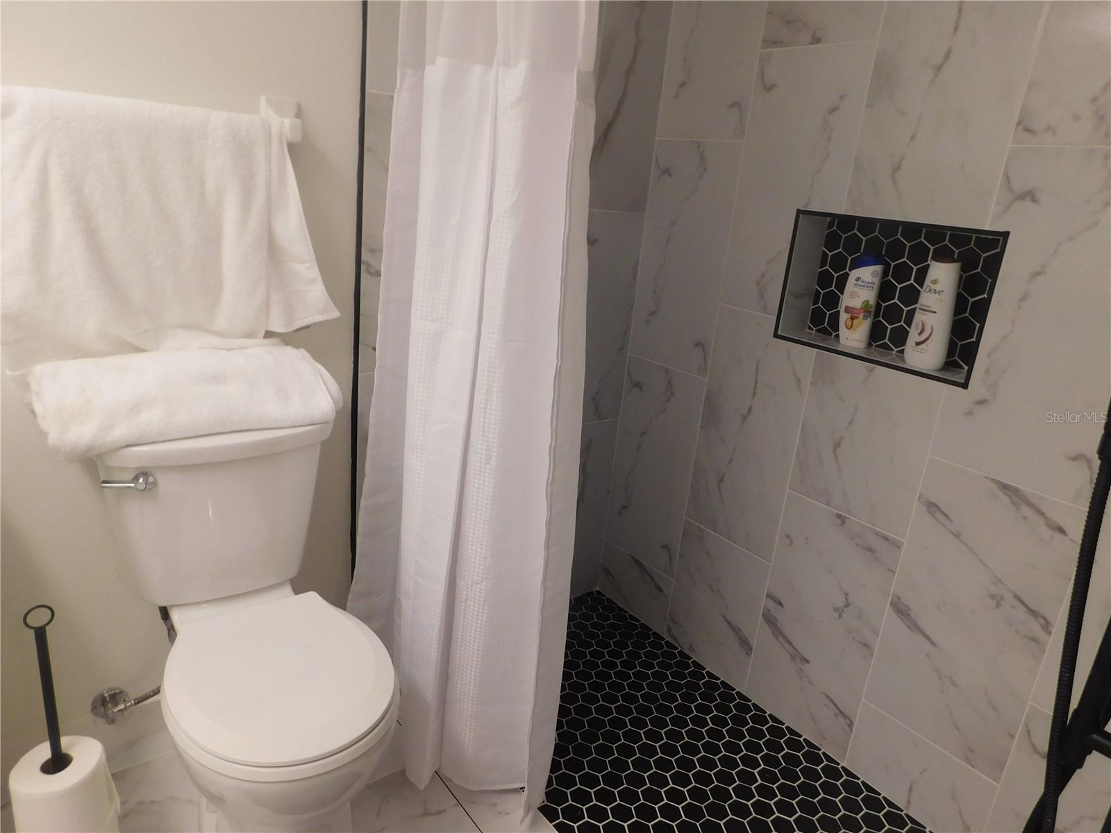 WINSTON PARK NORTHEAST - Residential