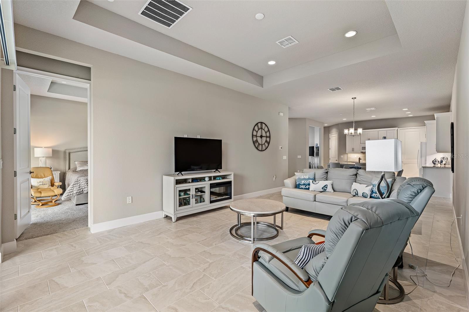 PLANTATION BAY SEC 2A-F UN 13 - Residential